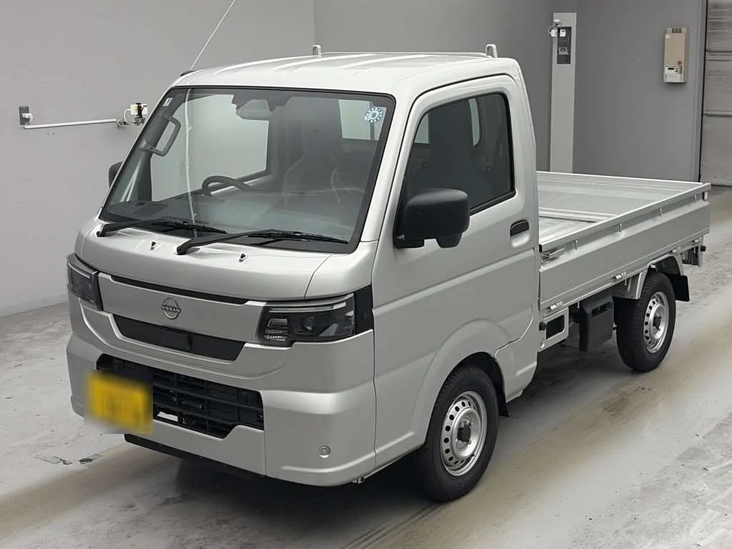 Nissan NT100 Clipper DR16T 2026